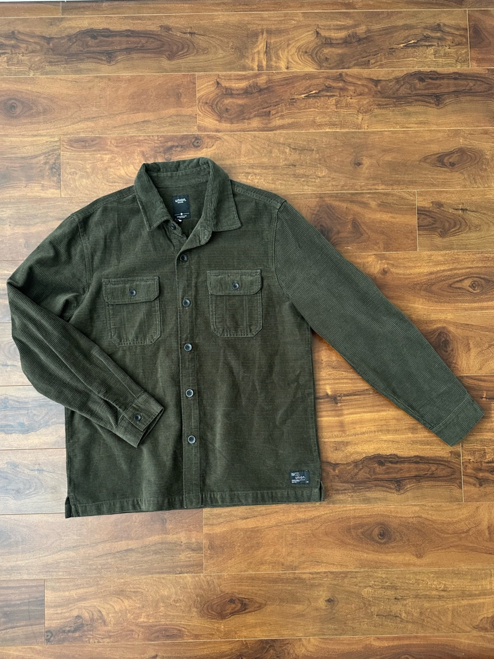 UNION Men's Corduroy Shirt Jacket in Olive Green